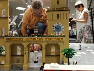 Verkauf von Lego®-Steinen - 15.000 € für das Jüdische Museum Franken