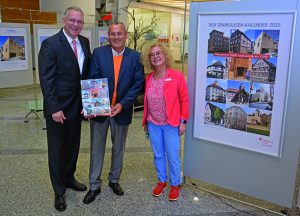 Ab dem 11. November liegt der Bildkalender 2020 kostenlos zum Abholen bereit - in einer Auflage von 15.000 Stück in allen Geschäftsstellen (solange Vorrat reicht).