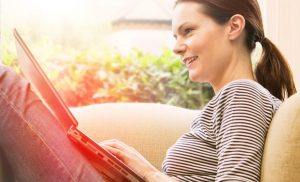 Videolegitimation - zum Beispiel bei einer Kontoeröffnung - ist eine neue Web-Anwendungsmöglichkeit im digitalen Zeitalter.