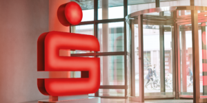Das Bankgeschäft wandelt sich – auch wir spüren das veränderte Kundenverhalten und begegnet diesem mit der Entwicklung unserer Servicezeiten.