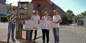 Büchertauschregal bei der Chapel Fürth 